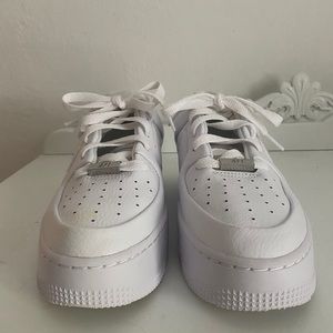 Nike Air Force 1 Sage Low